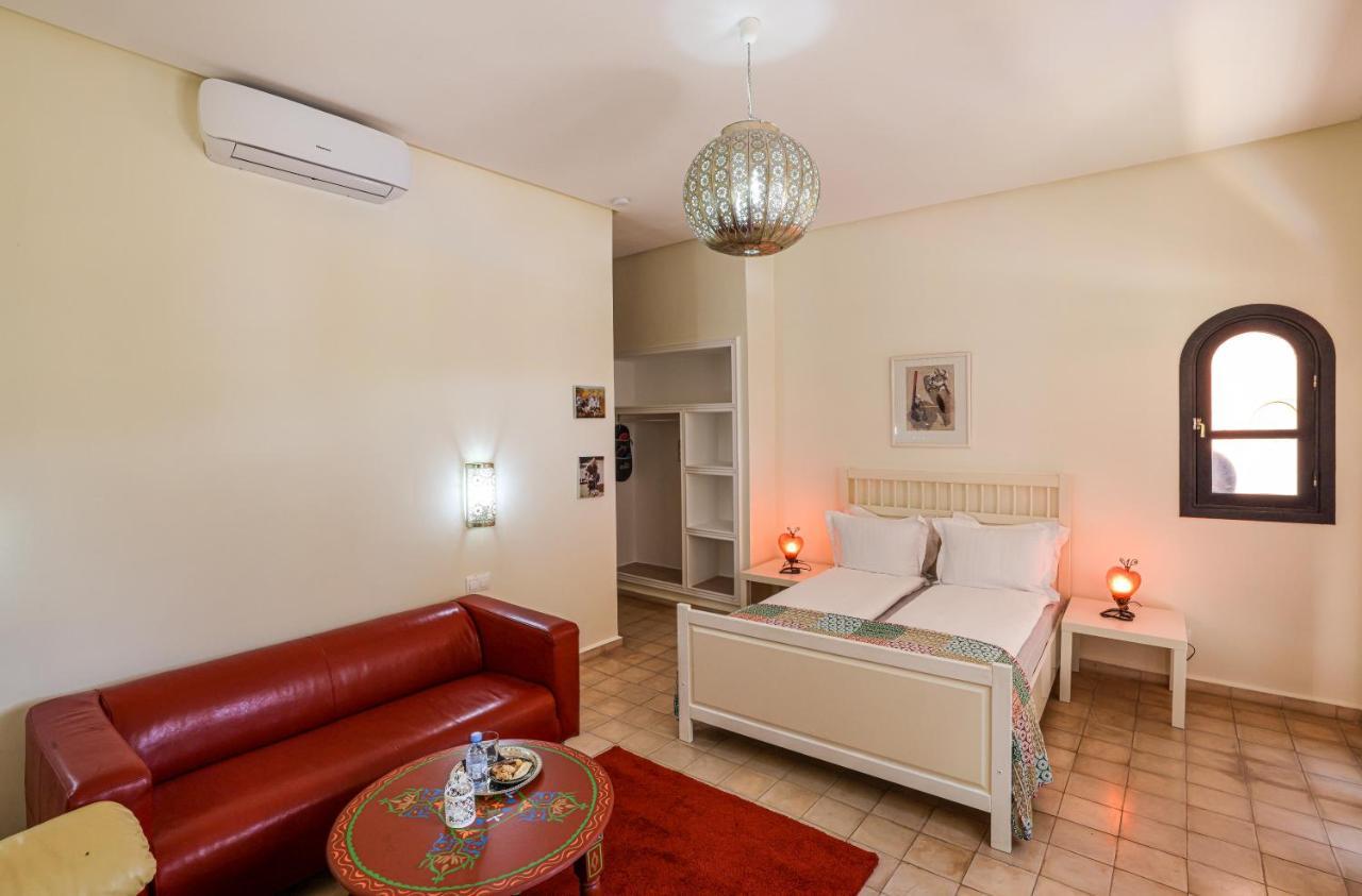 Hotel Tiguemine Sarah Douar Akkara Exteriér fotografie